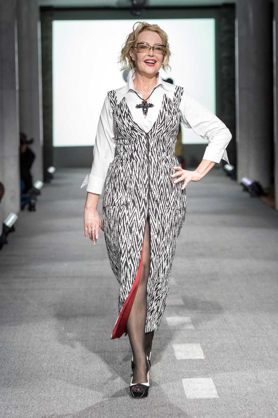 Стильная одежда для пожилых женщин. Мода 2020 женская 50. Мода 2020 женская 50. Мода 2020 женская 50. Модные тенденции 50+.