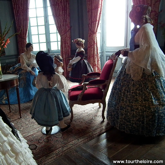 Costume display, Chateau of Usse, Indre et Loire, France. Photo by Loire Valley Time Travel.