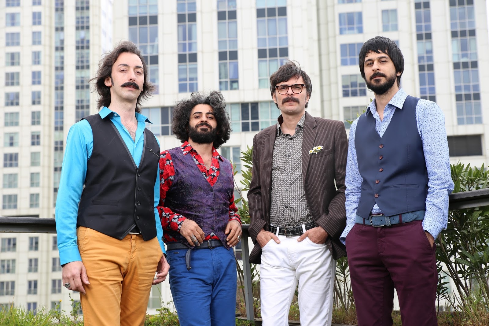 Aşk Böyleymiş Meğer Songtext