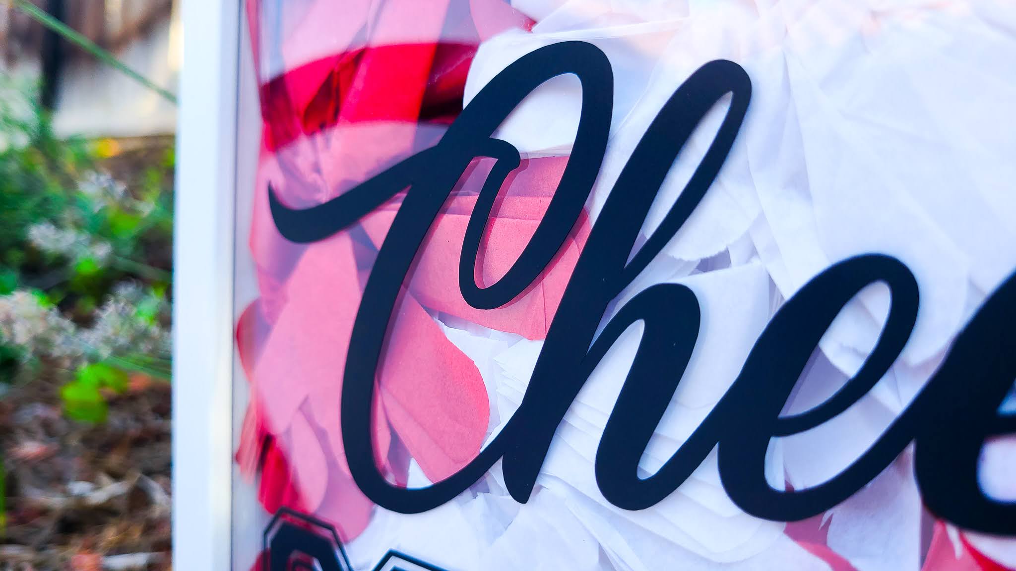 How to Apply Vinyl to Glass Without Bubbles Silhouette School