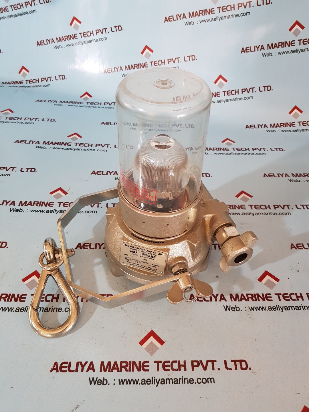 WOLF LAMP ATL44 TURBOLITE Aeliya Marine