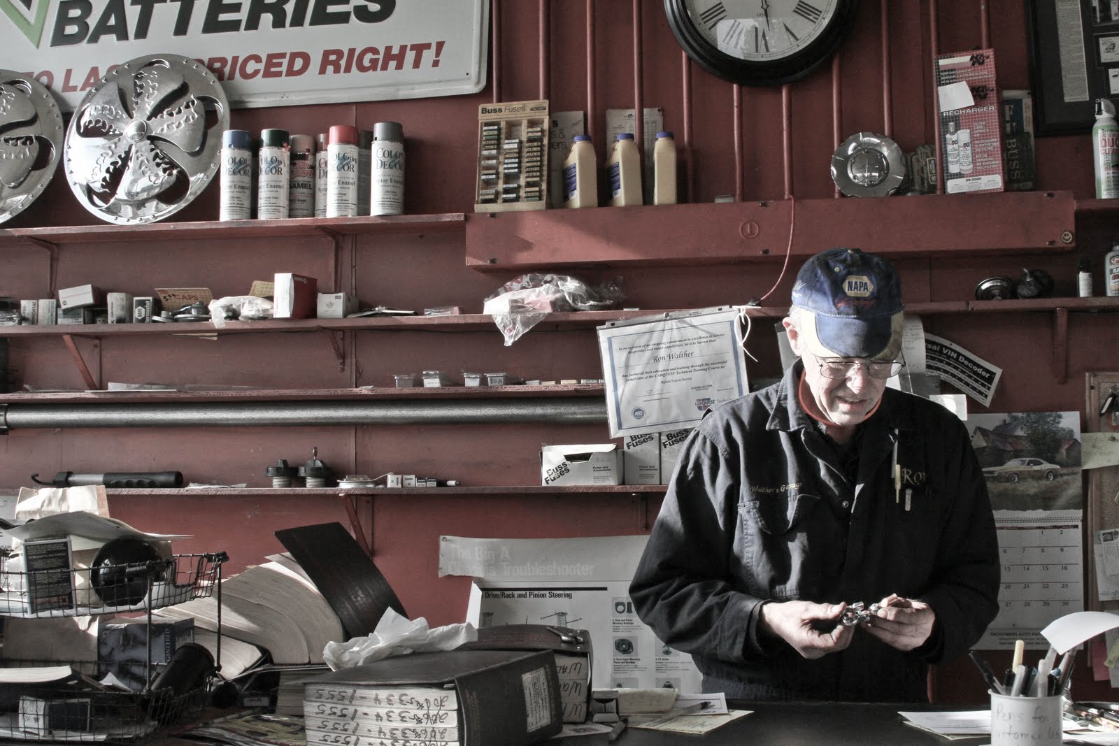 Sarah McArthur Photography Ron at Walthers Garage( click to enlarge)