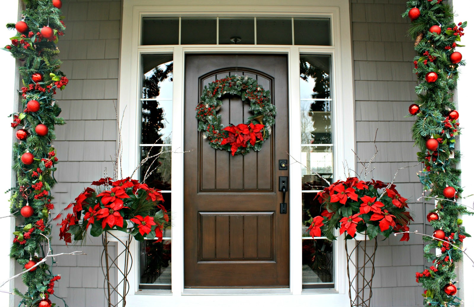 Christmas Front Door - The Lilypad Cottage