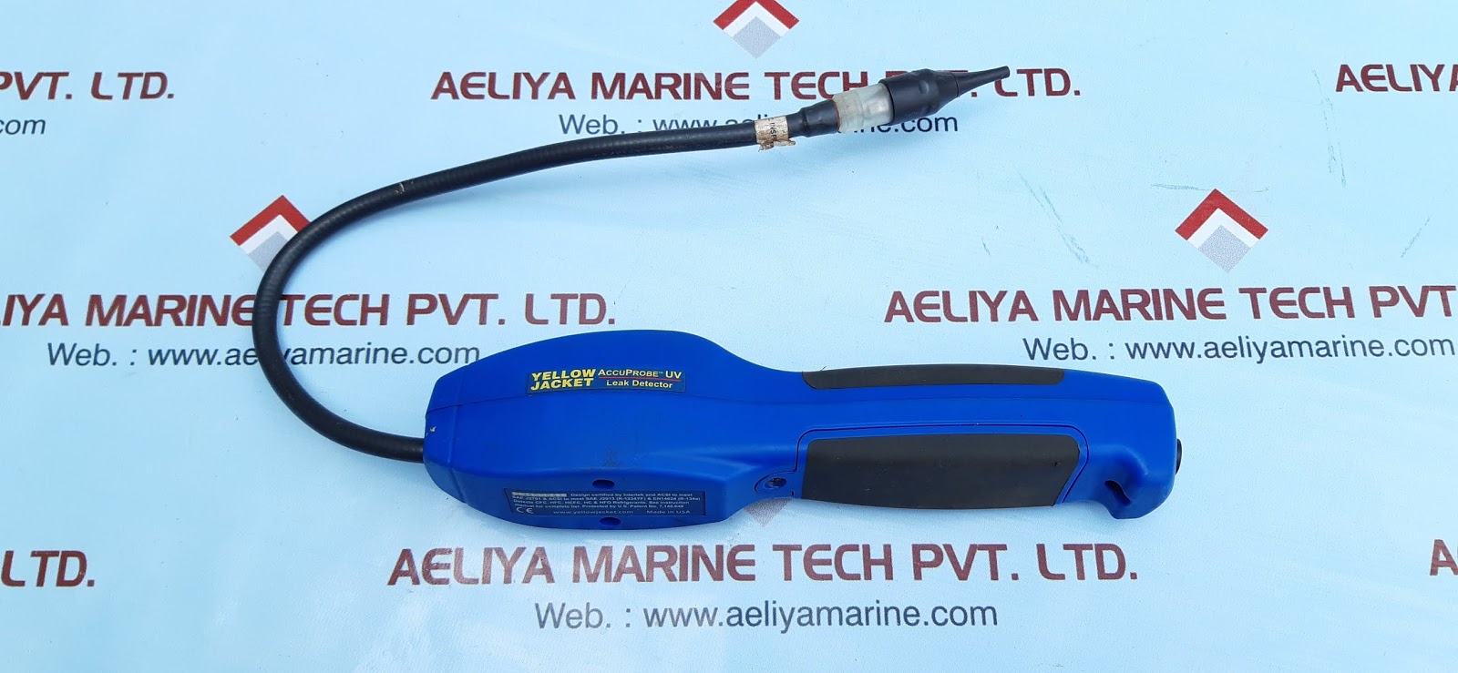 YELLOW JACKET ACCUPROBE UV LEAK DETECTOR Aeliya Marine