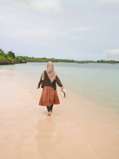 pink-beach-lombok