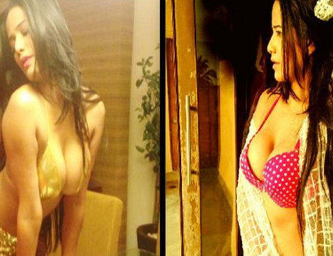 Poonam Pandey latest Twitter Pics.