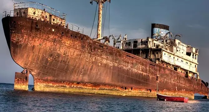 Νέες πληροφορίες για το πλοίο που χάθηκε πριν 90 χρόνια και εμφανίστηκε  στο Τρίγωνο των Βερμούδων!