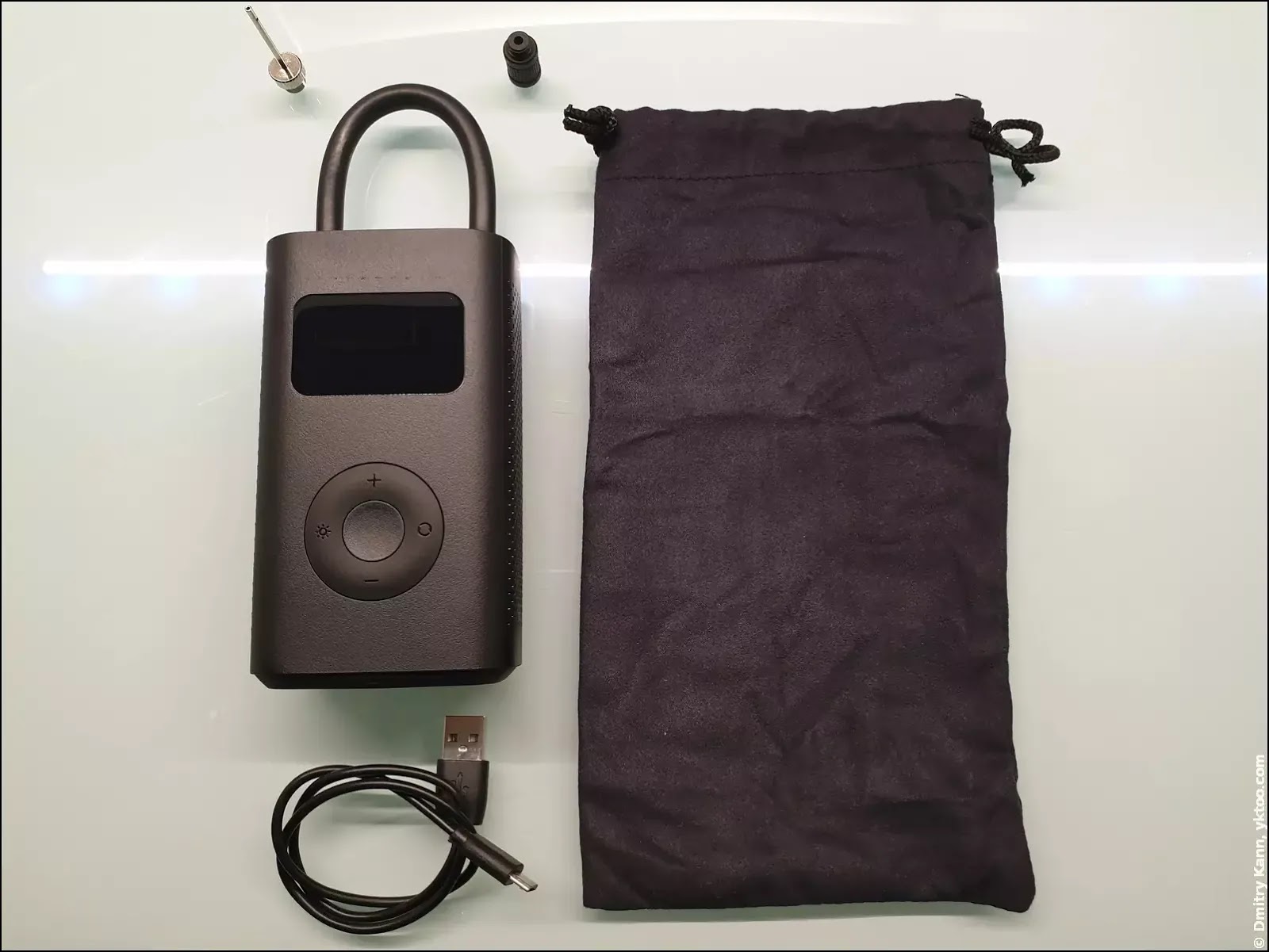 The contents of the box.