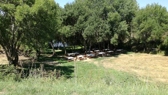 Parque de Merendas entre a Praia Fluvial da fraga da Pegada e a Praia da Ribeira