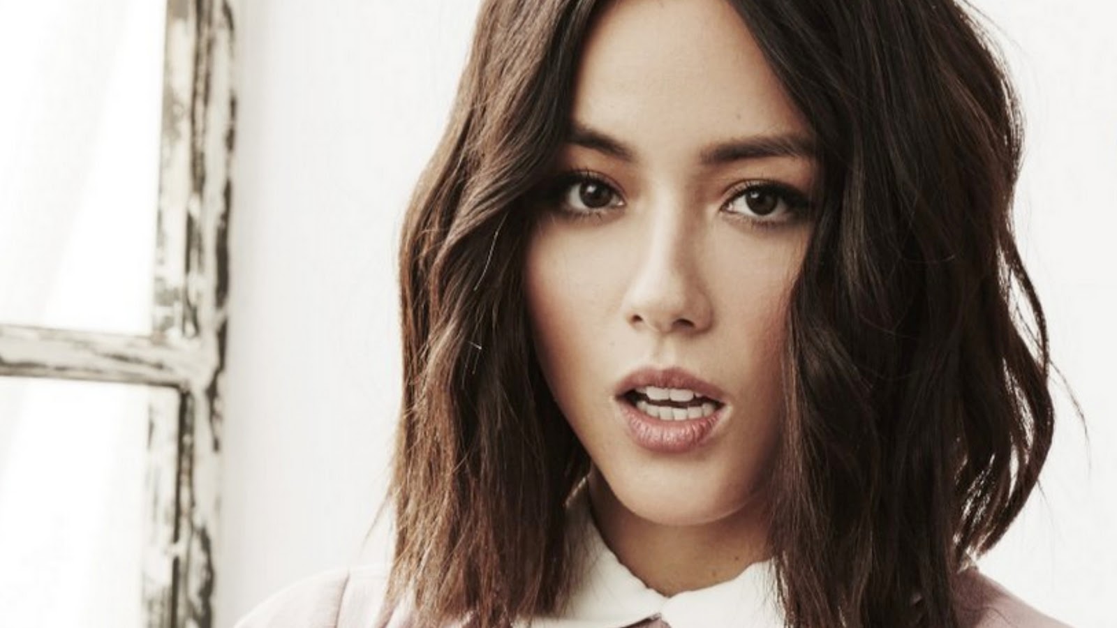 Emma Lou's Celeb Wallpapers: Chloe Bennet - Photoshoot Beauty x