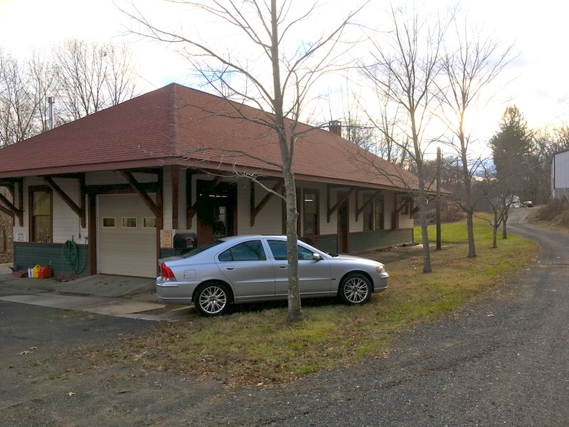 Rich's PedalPoint East Hampton, CT Railroad Station