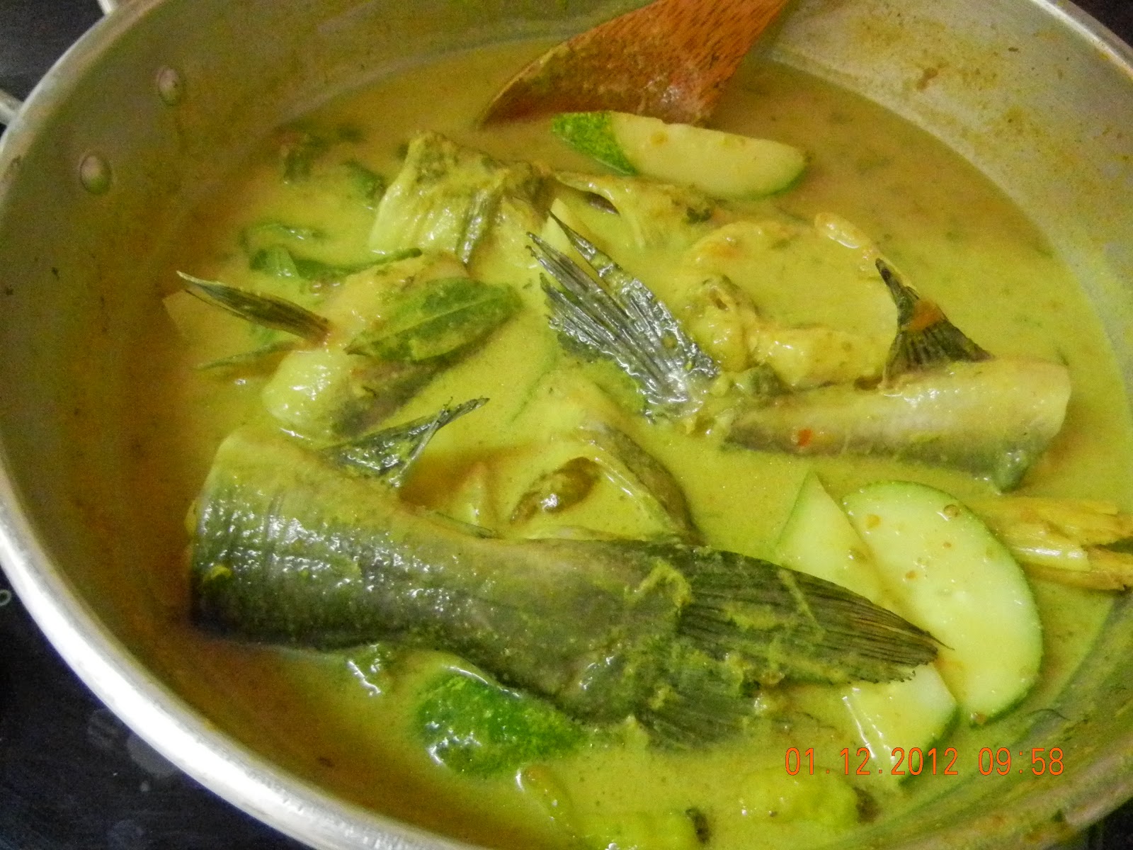 My Wonderful World of Food and Travel: Ikan Baung Masak Lemak Tempoyak