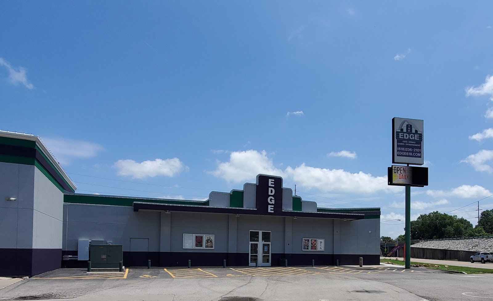 Play St. Louis The Edge, Belleville