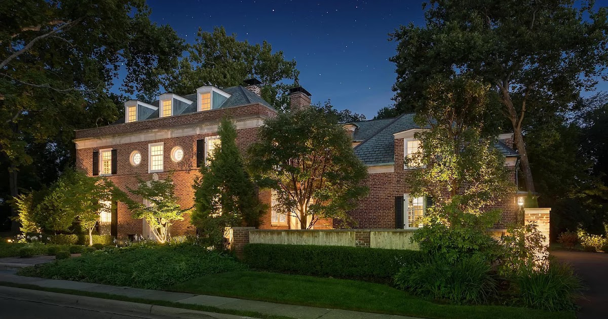 Zillow Listing in Bexley, Ohio Vintage Style Gal