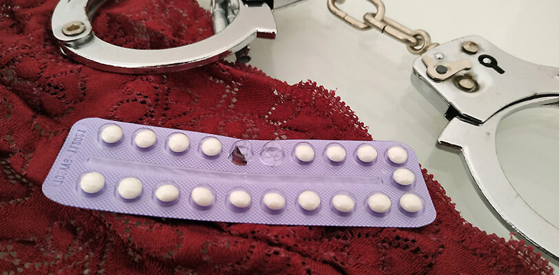 sexo, pílula, contraceptivos - tropa do batom