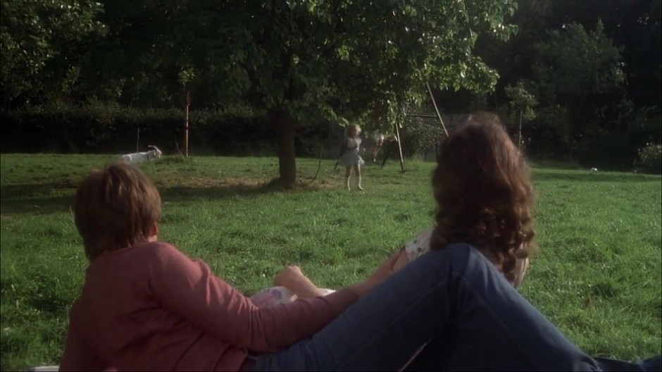 ESTRANHOS PODERES (LEGENDADO/720P) – 1980 FormatFactory12