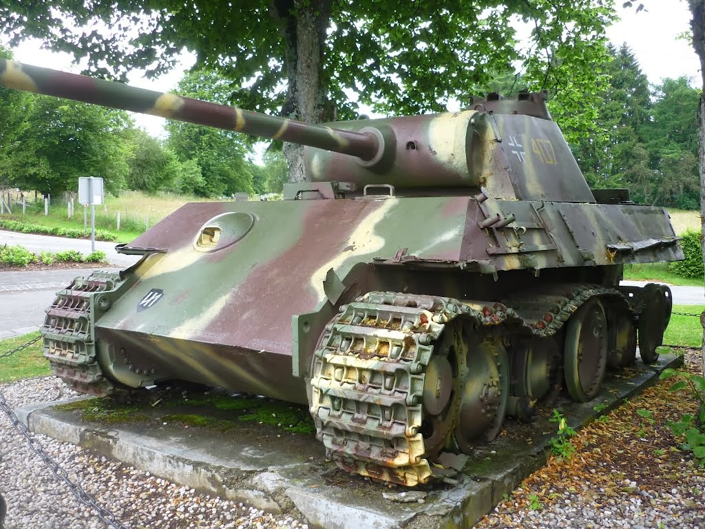 Chant du Départ: Achtung - Panzer!