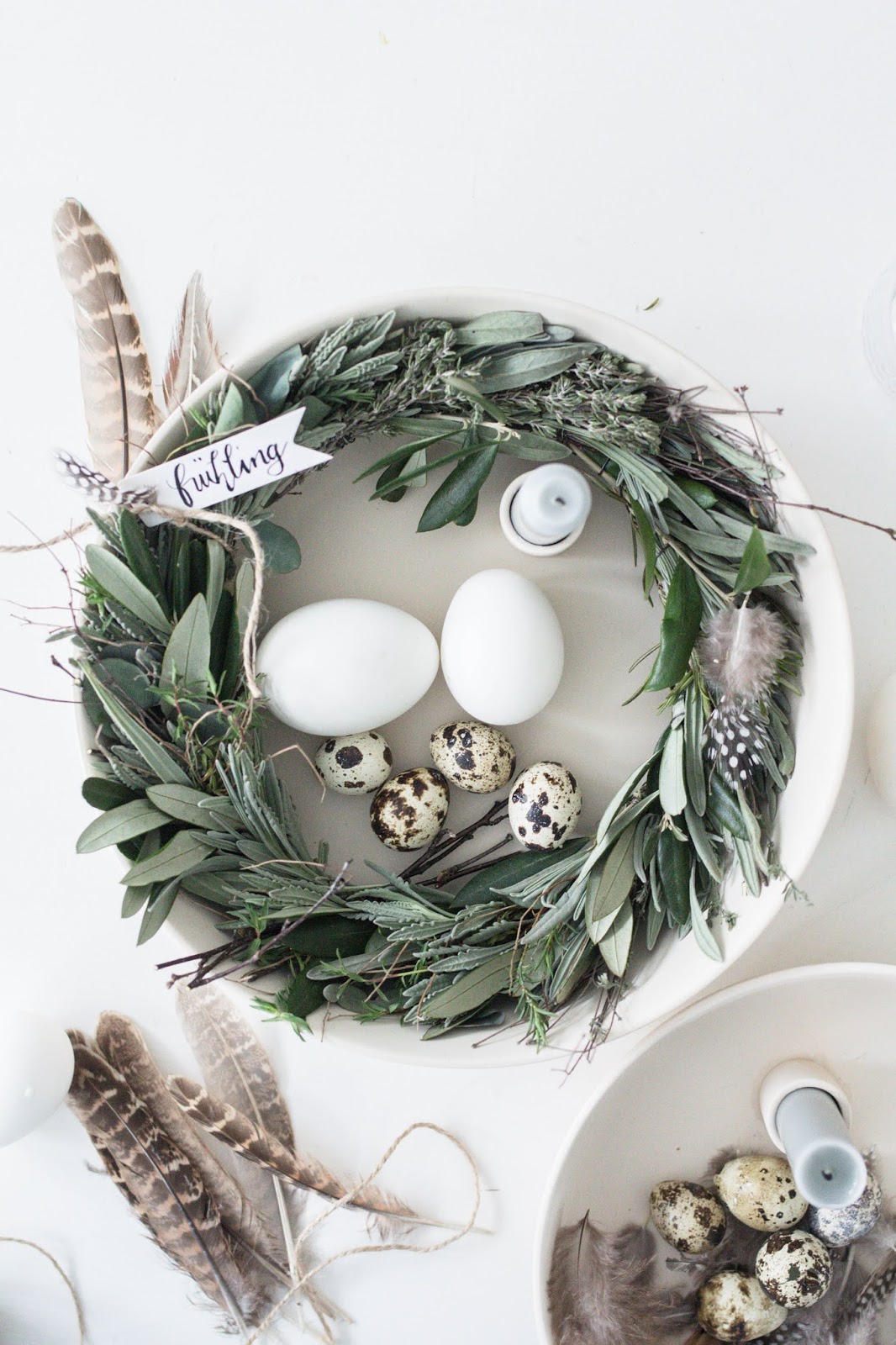 Holzkunst selber machen Frühlingsdeko im Wohnzimmer