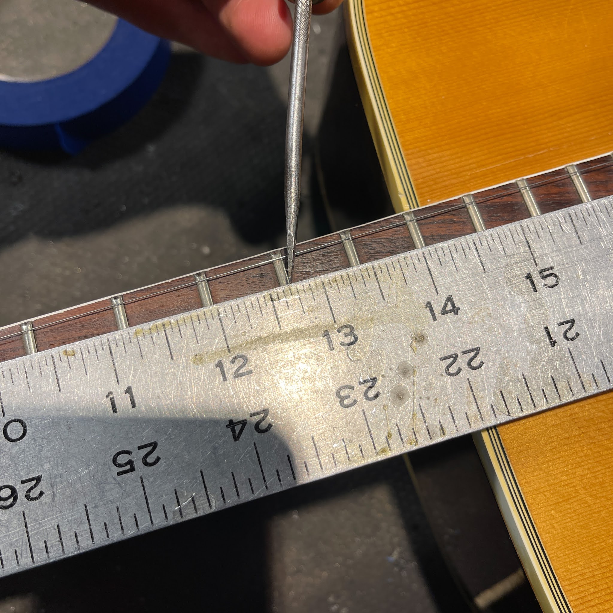 Correcting Intonation on '60s Gibson Adjustable Saddles