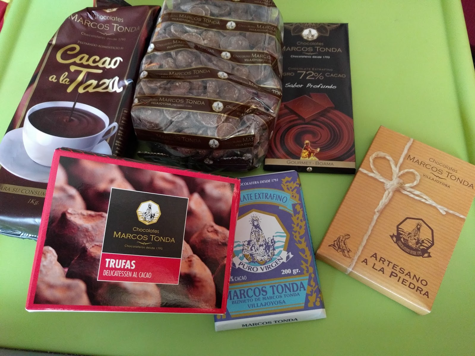 La buscadora de Chocolates Marcos Tonda sé feliz, come chocolate