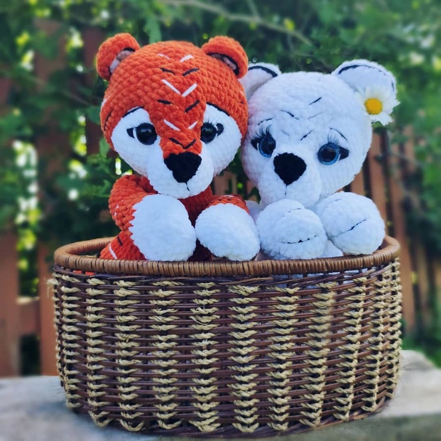 Crochet tiger cubs amigurumi