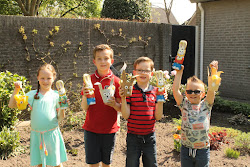 Onze  kleinkinderen Sam, Max, Chloë en Melle zijn heerlijke boefjes!