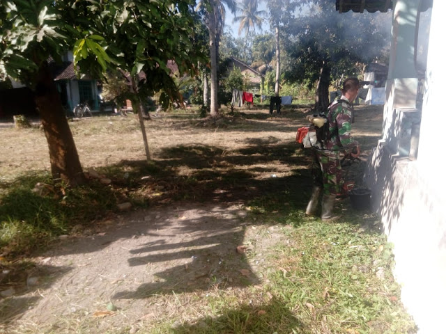 Barak Inap Satgas TMMD Reg 105 Dibersihkan Juga