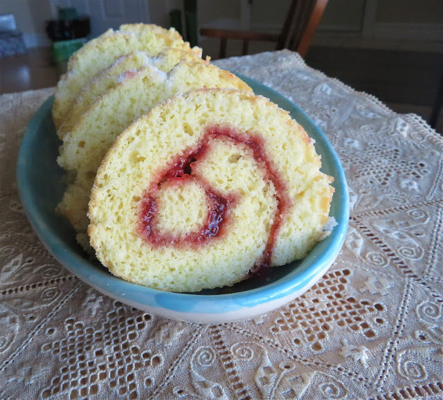Mary Berry's Swiss Roll (A Tutorial) The English Kitchen