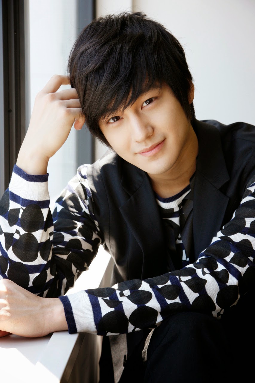 Biodata Kim Bum