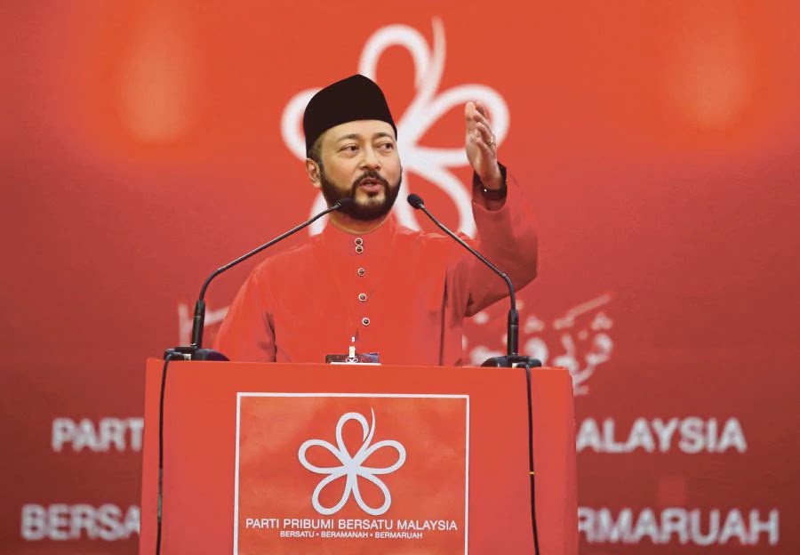 KL CHRONICLE Mukhriz Mahathir masih ada saham bernilai hampir RM 15