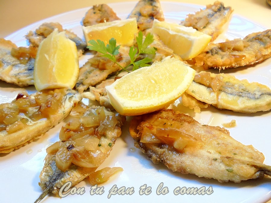 Boquerones rebozados con salsa de limón