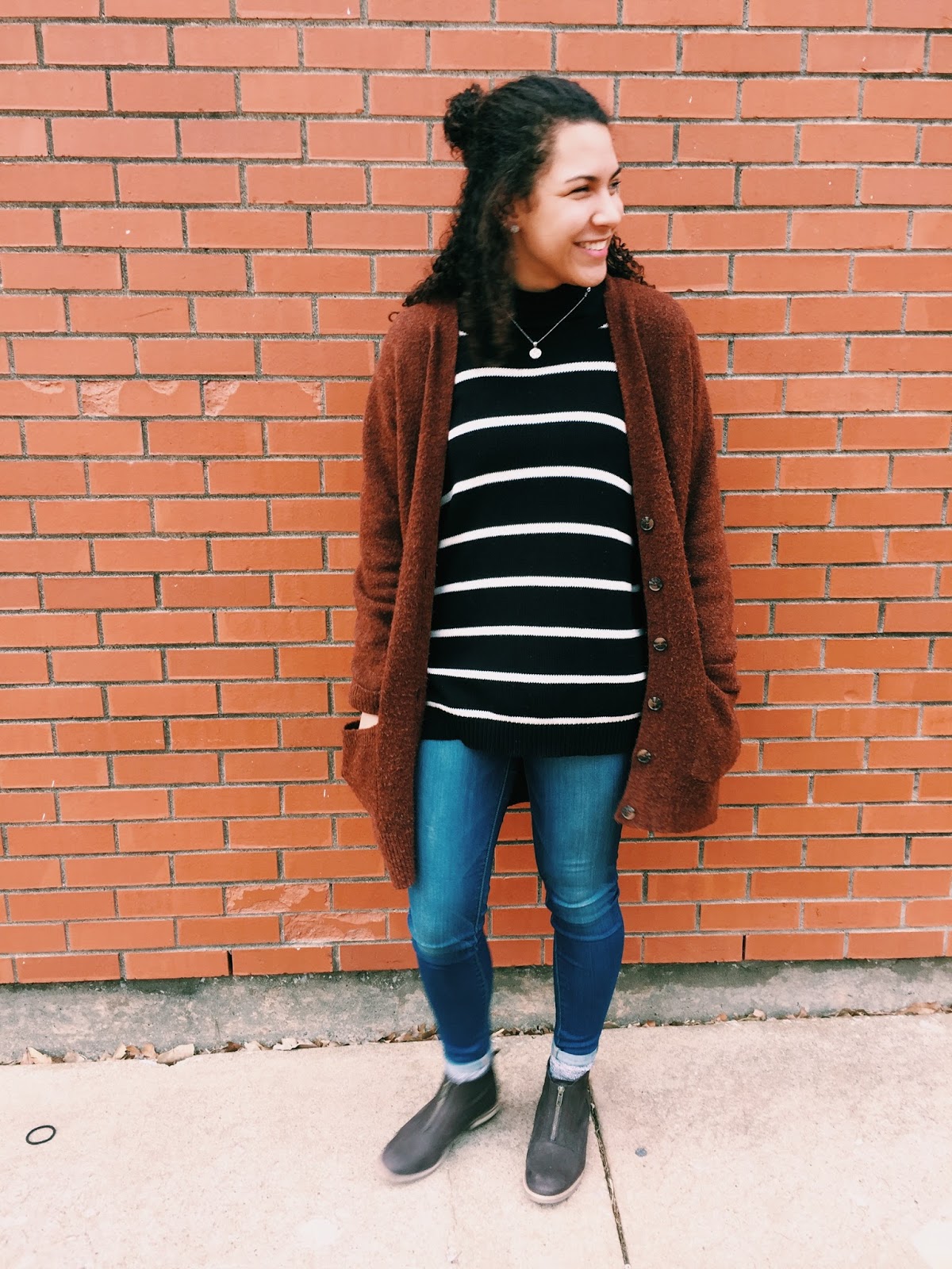 Once Ooh Pona Time: Cardigans are a MUST in college