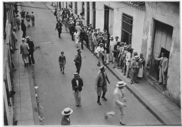 Colas para votar, 1930