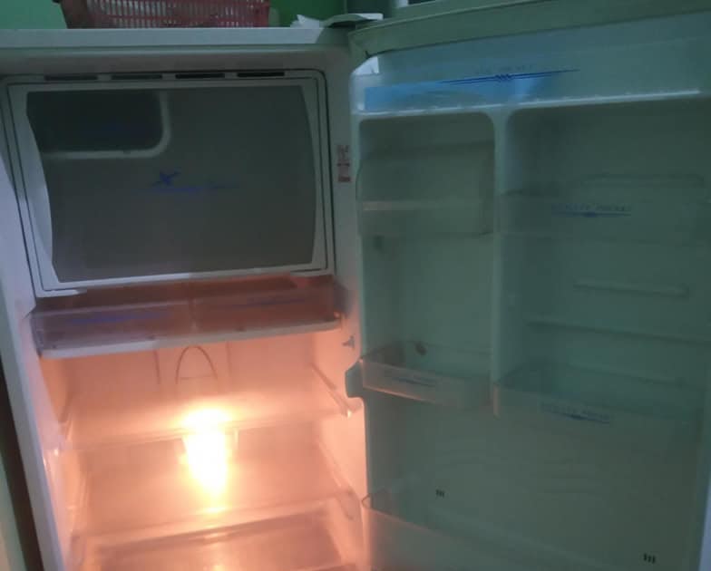 Kulkas Tidak Dingin Tapi Lampu Menyala Disini Solusinya
