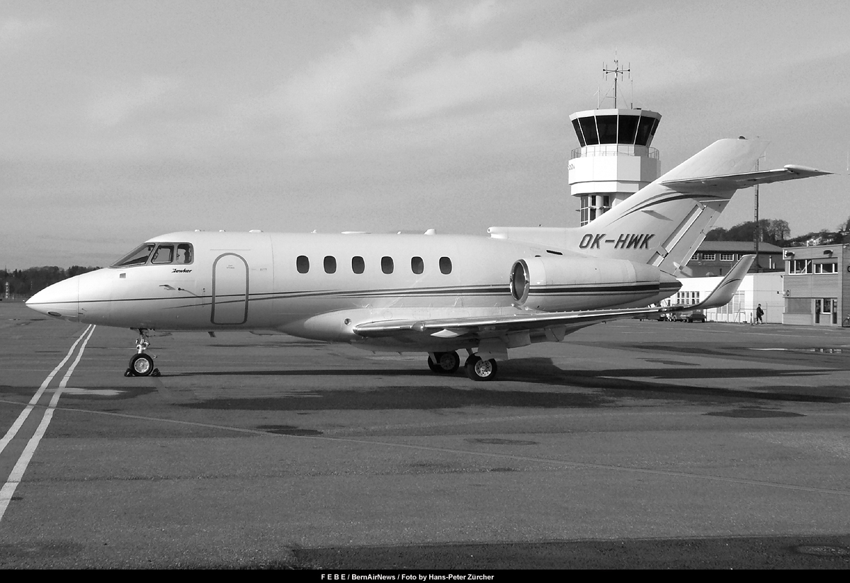FEBE *** BernAirNews.ch © OKHWK, Raytheion Hawker 900XP, FEB14