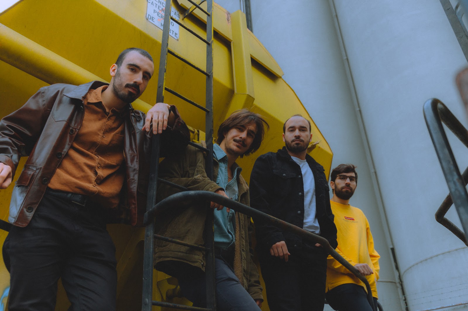 Sal Y Amore em tempos de contenção, segundo Grand Sun ~ Threshold ...