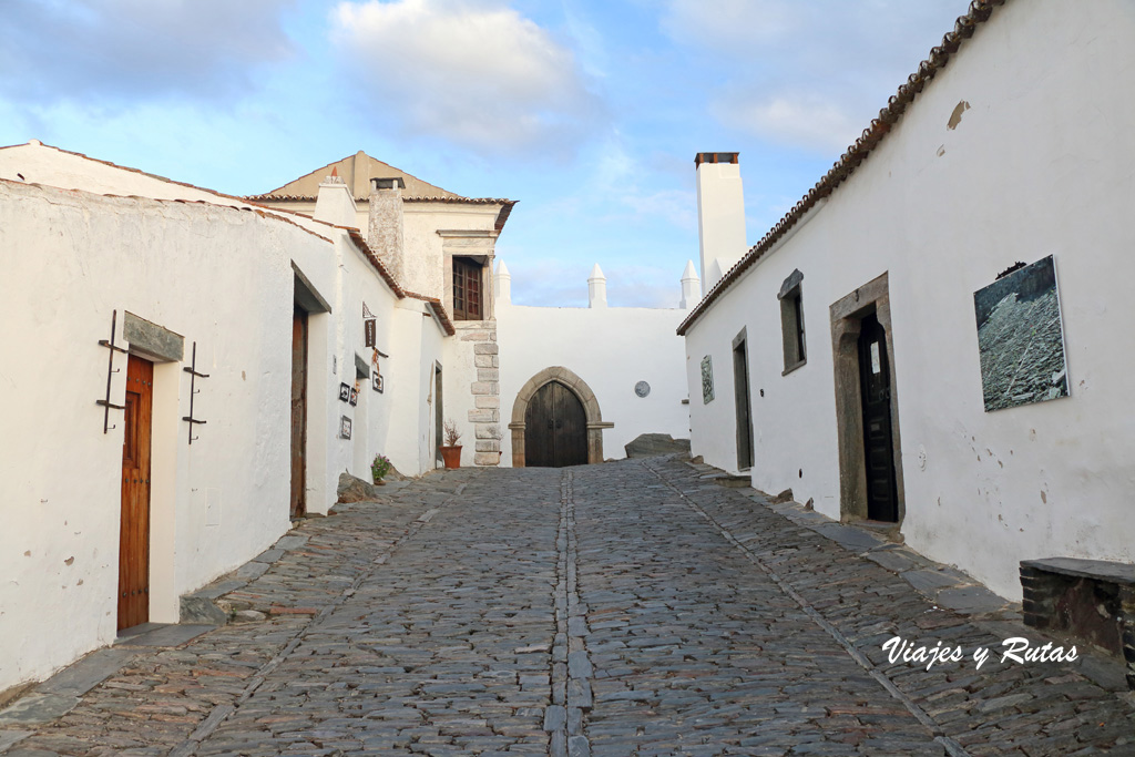 Calles y casas de Monsaraz