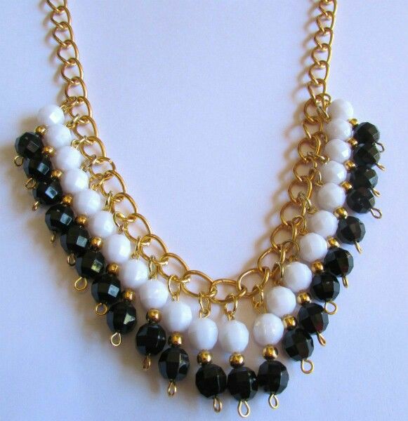 Black and white beads necklace