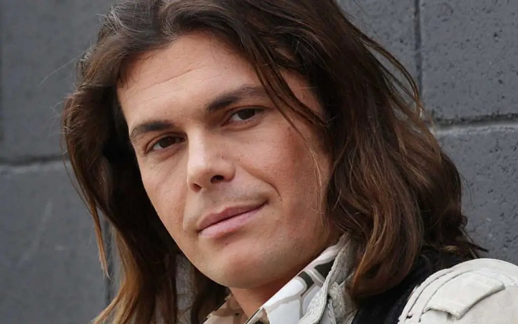 Chi scrive non muore mai Jukebox 'Lacrime dalla luna' di Gianluca Grignani