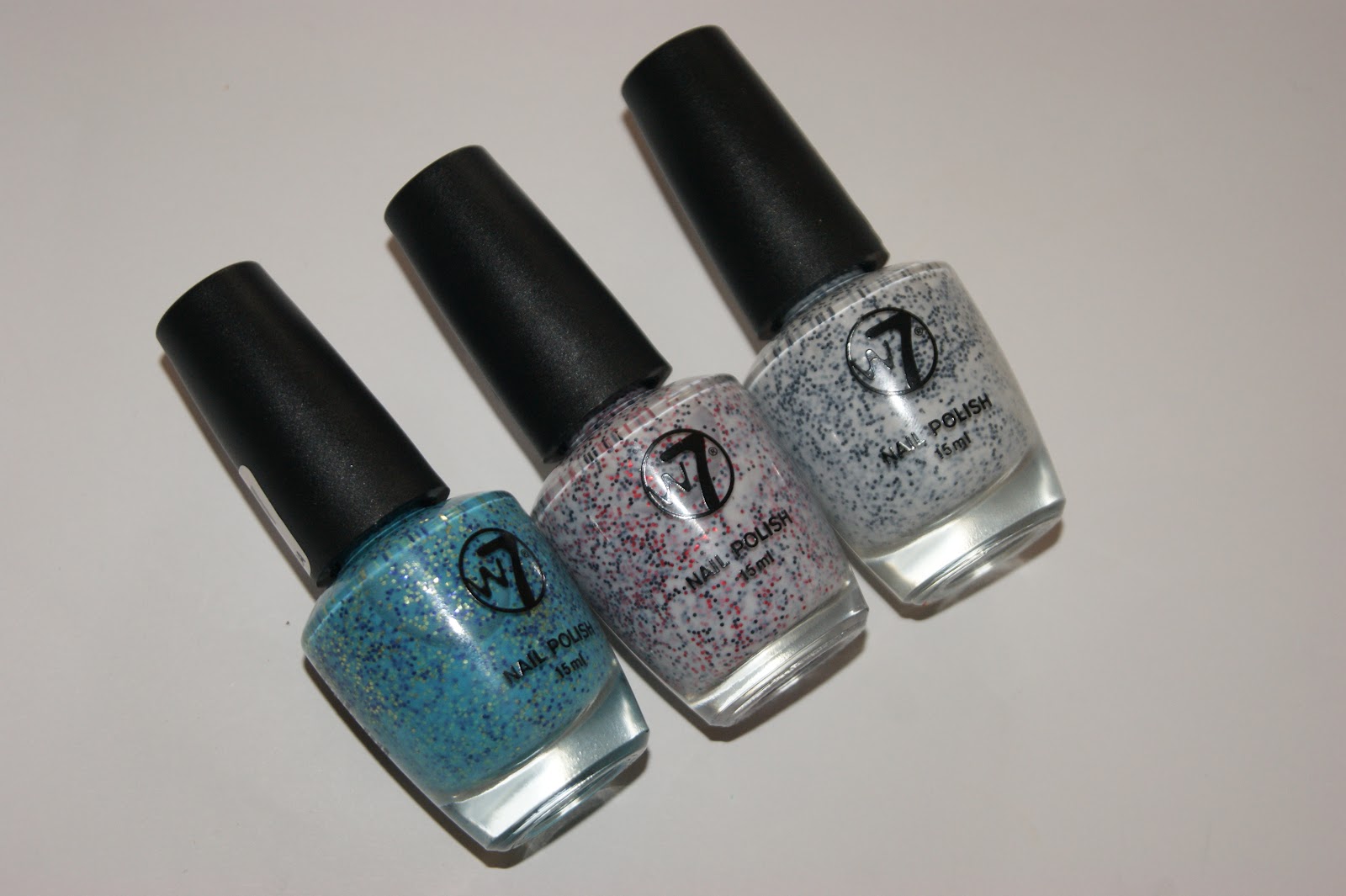 W7 New Glitter Polishes (Sprinkle Effect) - Review | The Sunday Girl