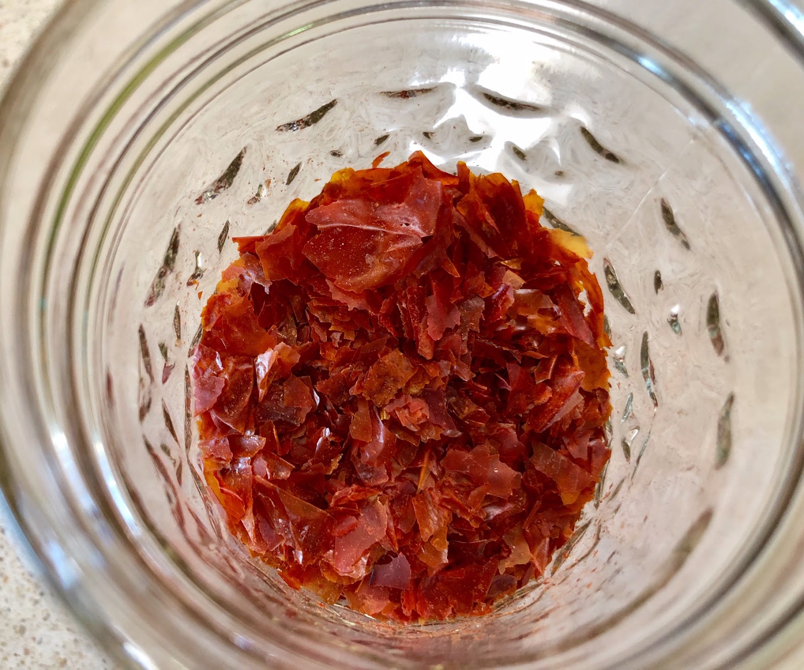 Dry and pulverize tomatoes to store as a spice