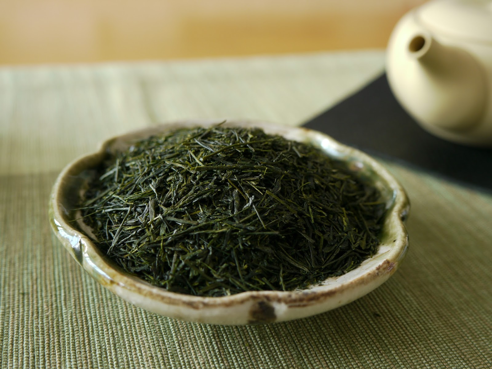 Simple, refined and beautiful Keeping Japanese tea fresh with the Sen