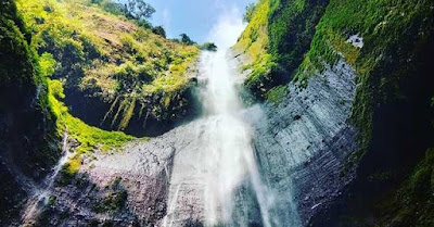 Tempat Wisata di Probolinggo Terbaru air terjun madakaripura