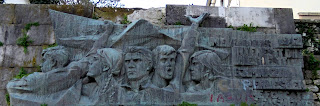 το μνημείο του 1942 στο Αργυρόκαστρο