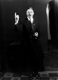Adolf Hitler poses photographed by Heinrich Hoffmann worldwartwo.filminspector.com