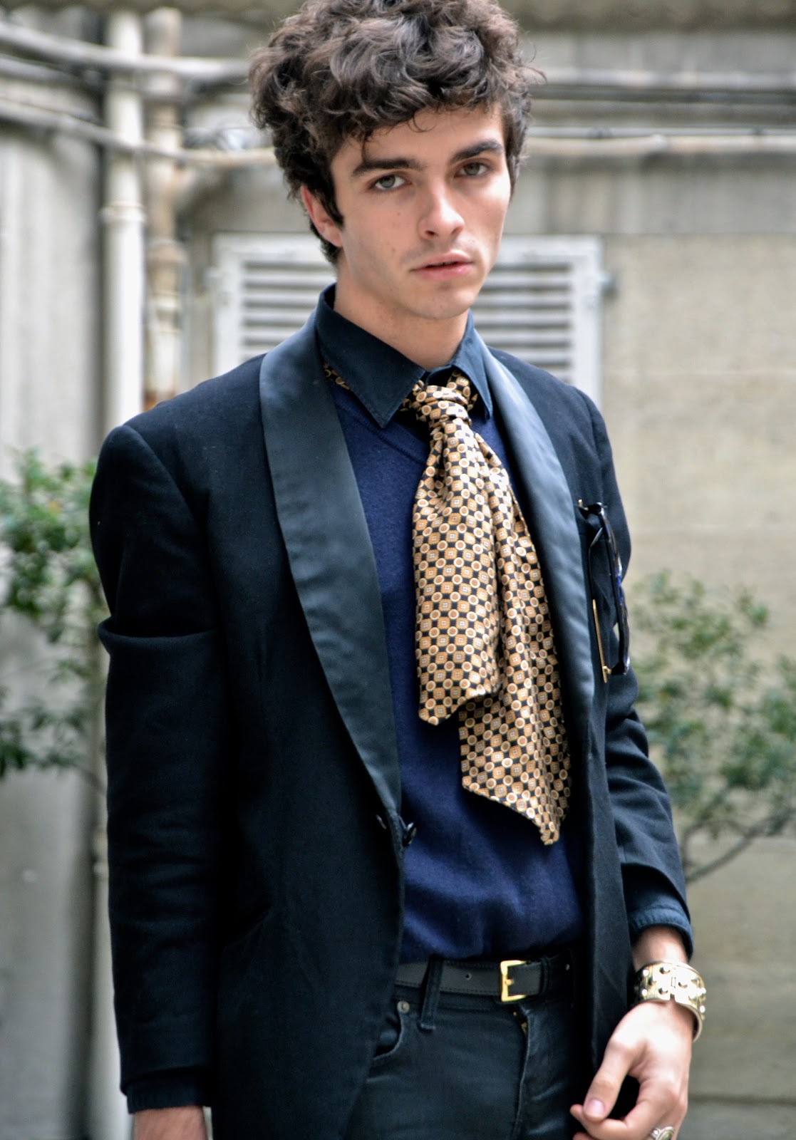 BLOG MODE HOMME PREPPY DANDY CONSEIL STYLE PARIS ELEGANCE TENDANCE JEUNE MENSFASHION 