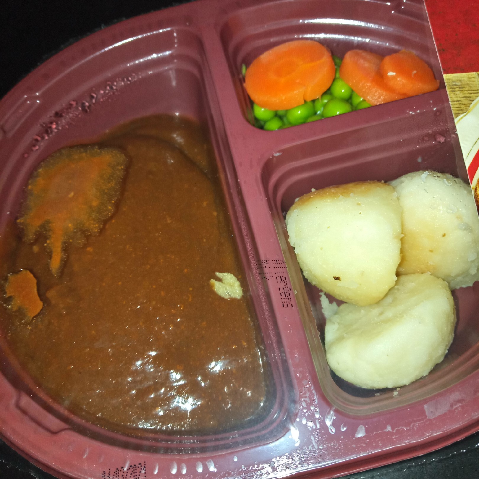 Supersupergirl's Food Reviews M&S Marks and Spencers roast beef dinner