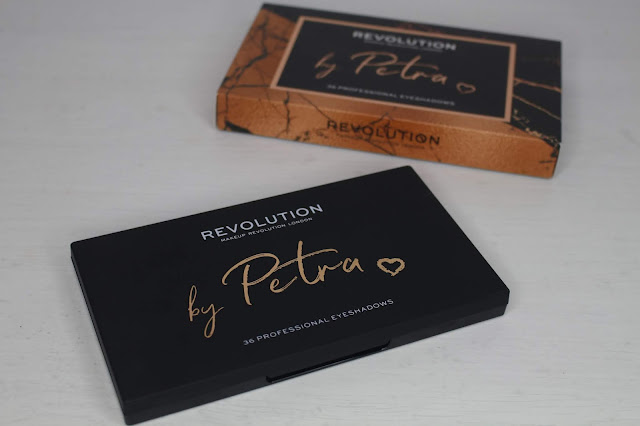 By Petra de Makeup Revolution Paleta de Sombras