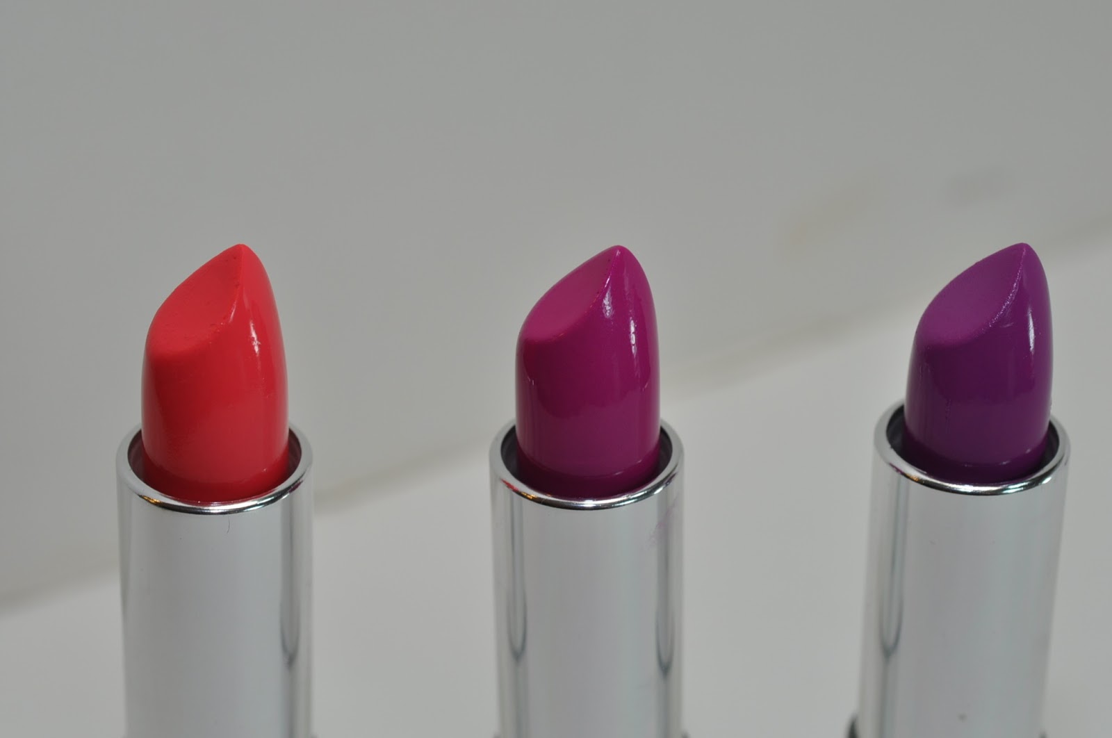 Target Spring Finds Vivid Spring Lips Using Maybelline Color