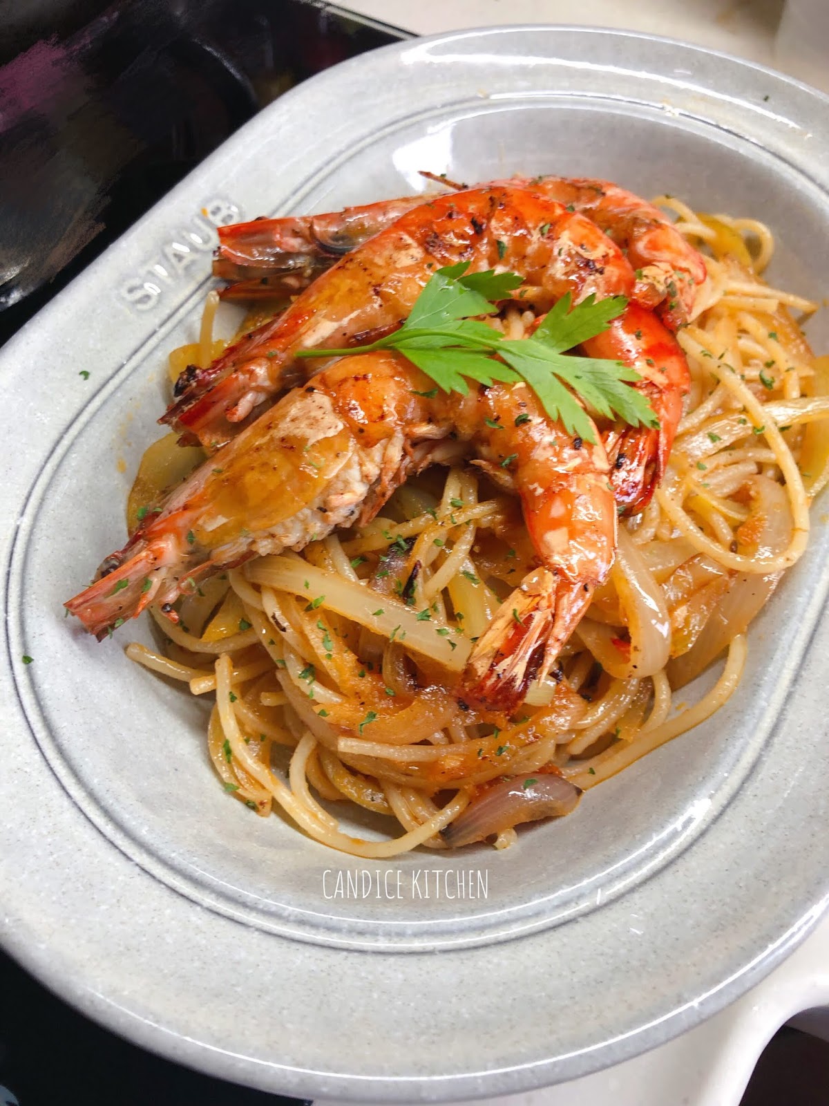 手執刀 The Cooking Surgeon: 龍蝦汁海鮮意粉 Seafood pasta with homemade lobster sauce